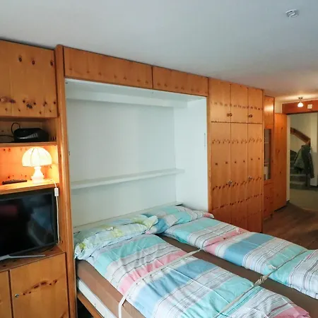 Richmond - 204 Apartment