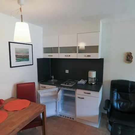 Richmond - 204 Apartment