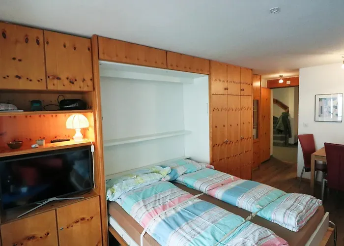 Richmond - 204 Apartment