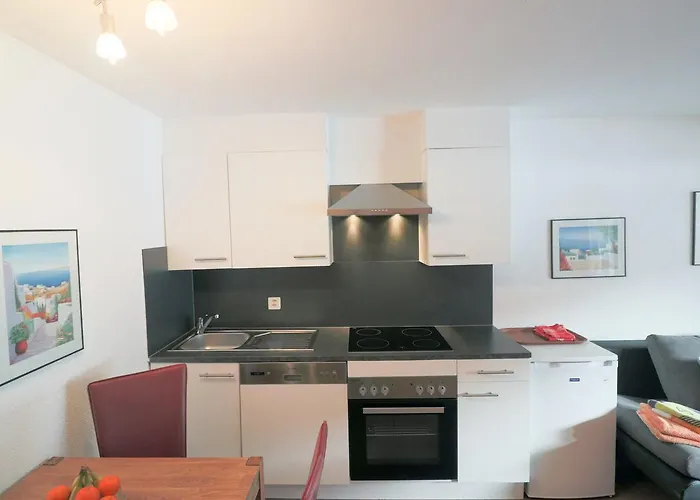 Richmond - 204 Apartment